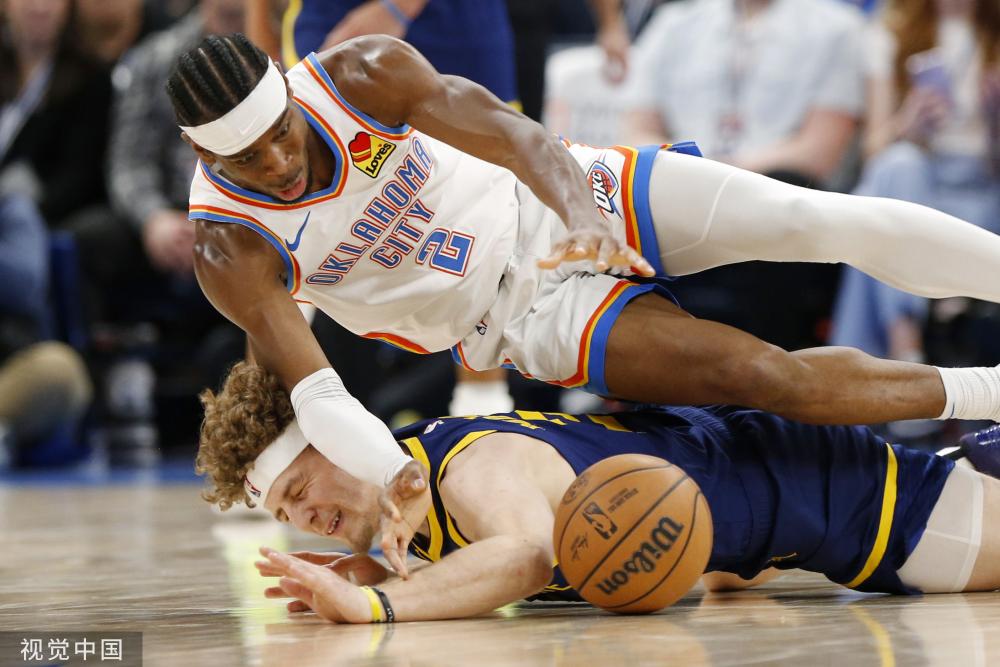 作出了一个 作出了一个